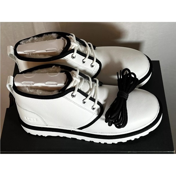 UGG Neumel Leather Chukka Boots Men's 10 White Black Wool Lined 1133777 Plush - Picture 5 of 6